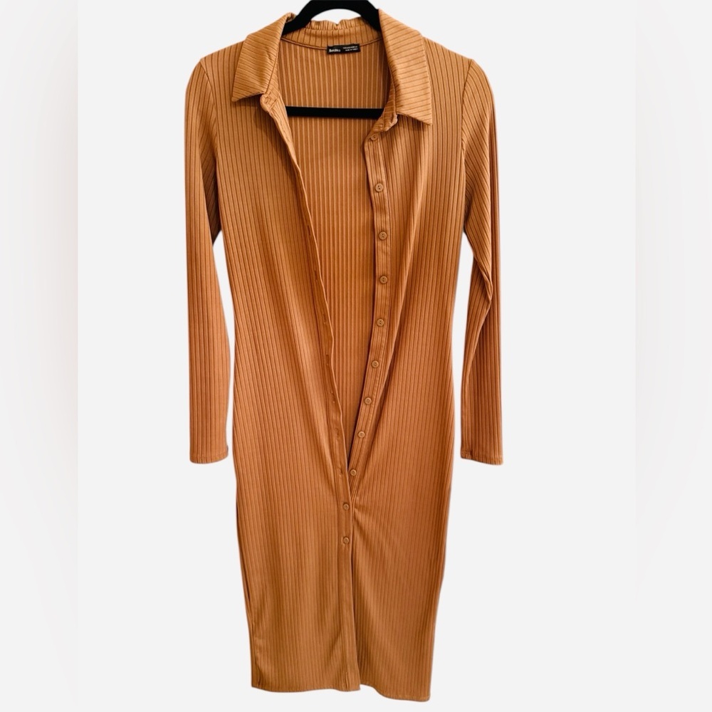Bershka Ribbed Button-Down Midi Dress – Size M